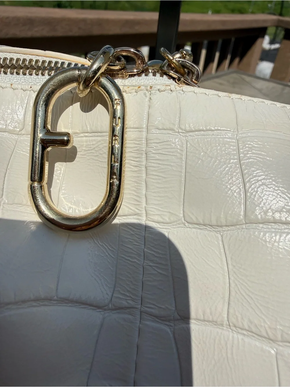 EUC Furla Ginger Hobo Bag in croc-embossed leather - Picture 4 of 12
